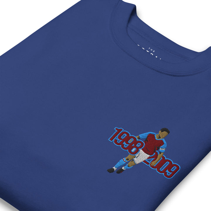 The Class of the 00s — Gareth Barry Inspired Aston Villa Embroidered Football Sweatshirt